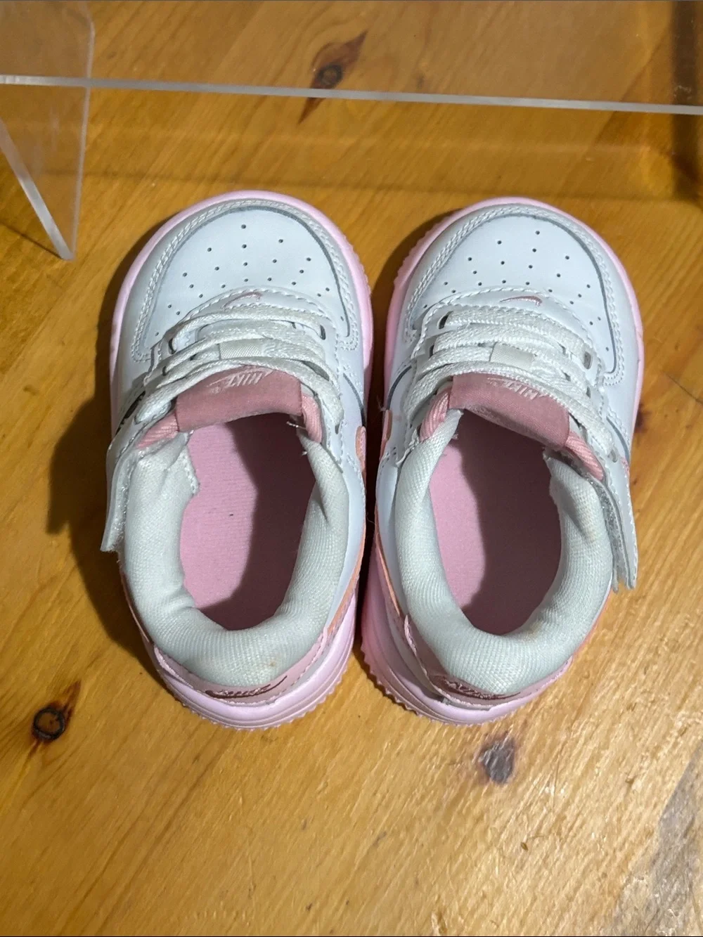 Nike Kids White and Light Pink Low-Top Sneakers 5C